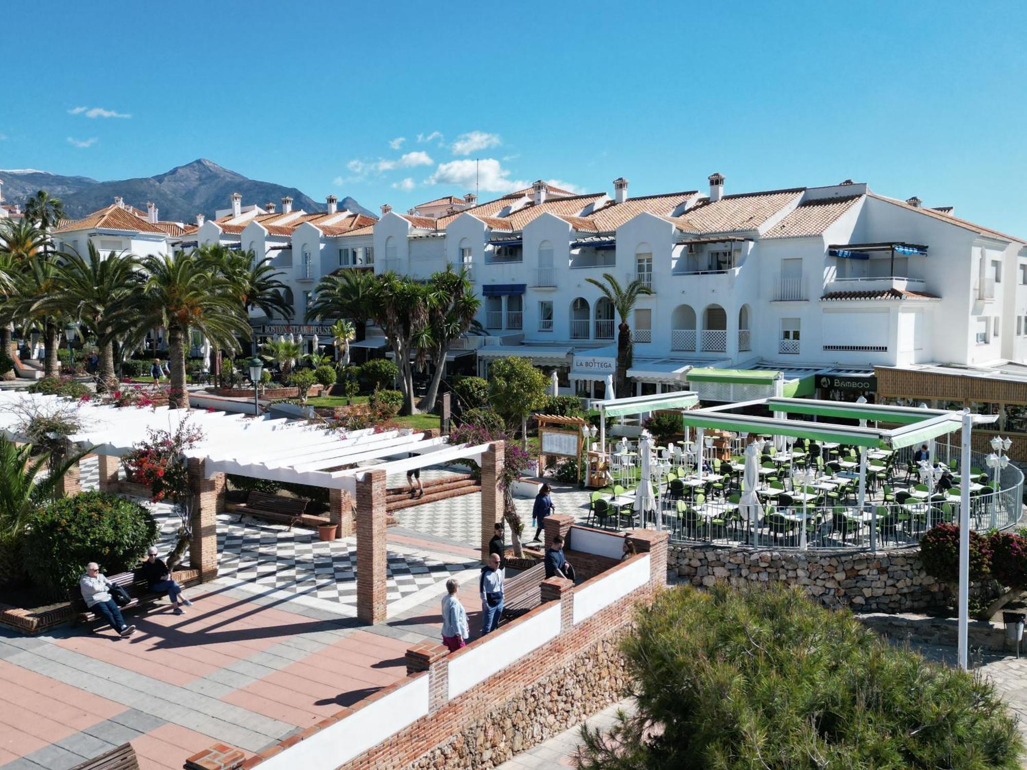 Edf. 4 Caminos Διαμέρισμα Nerja Εξωτερικό φωτογραφία